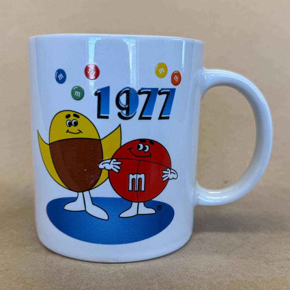 M&M's Red and Yellow Galerie 1977 Mug-2003